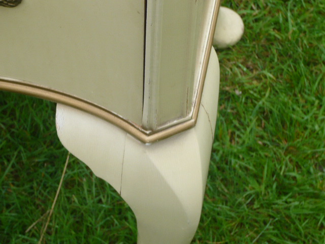 dressing table