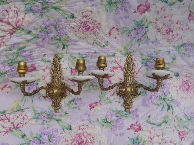 Z/SOLD -SHABBY CHIC WALL LIGHTS FRENCH STYLE