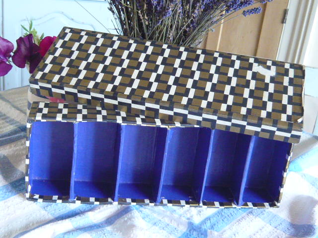 ORIGINAL BOX